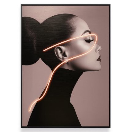 Wall Art Girl Black Aluminum Frame لوحة جدارية لفتاة بإطار من الألومنيوم الأسود