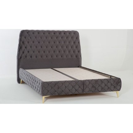 Royal Bed With Storage 180X200 سرير ملكي مع مساحة تخزين 180×200