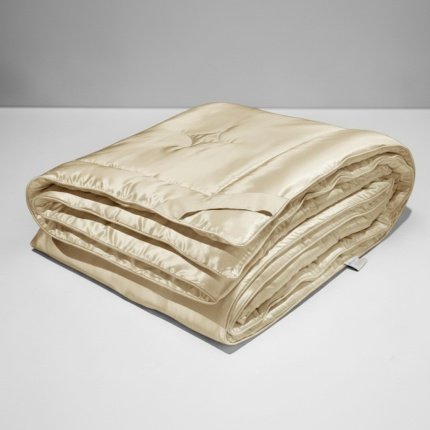 Silk (IPEK) Quilt Q241 لحاف حريري (IPEK) Q241